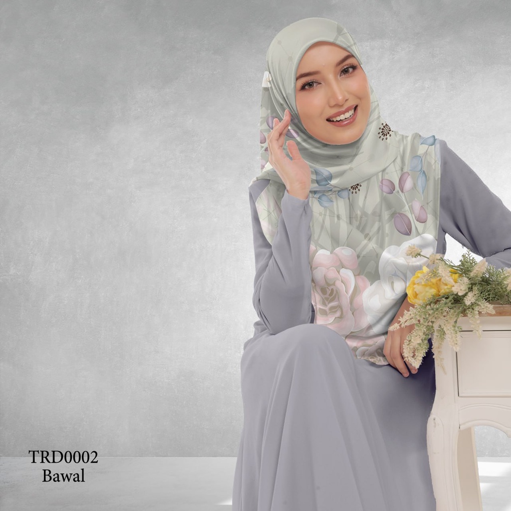 Tudung Bawal (Square Hijab) in TRD0002