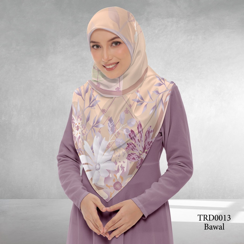 Tudung Bawal (Square Hijab) in TRD0013