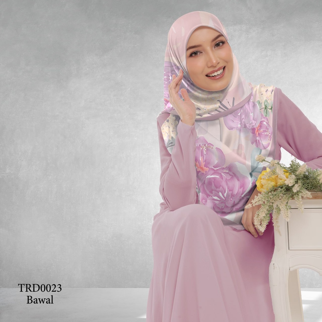 Tudung Bawal (Square Hijab) in TRD0023