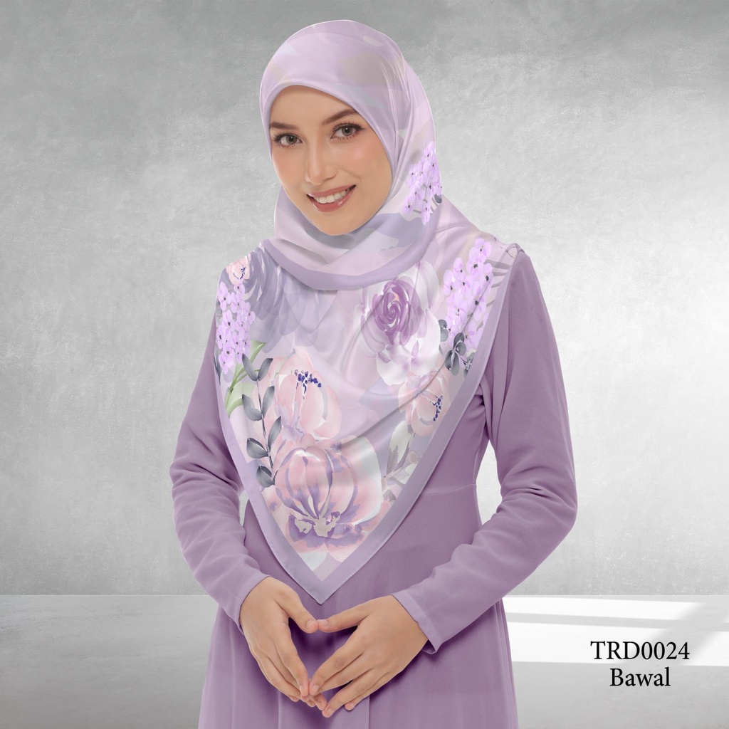 Tudung Bawal (Square Hijab) in TRD0024