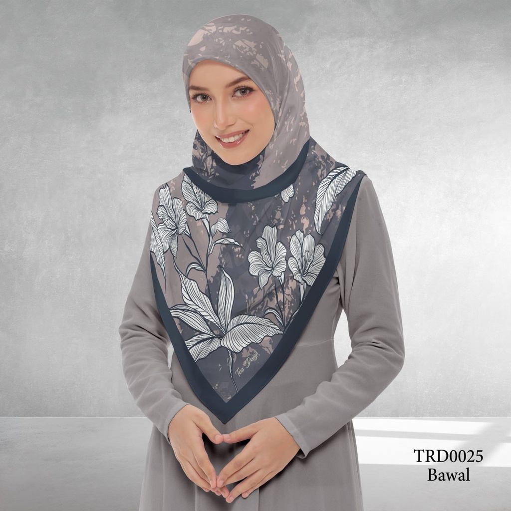 Tudung Bawal (Square Hijab) in TRD0025