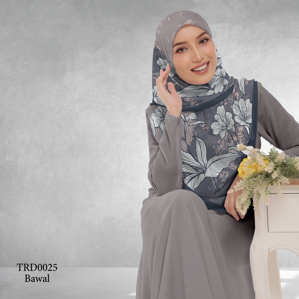 Tudung Bawal (Square Hijab) in TRD0025