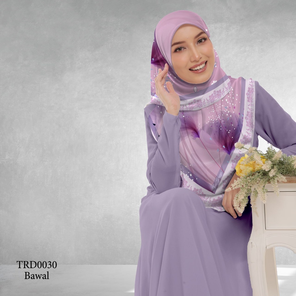 Tudung Bawal (Square Hijab) in TRD0030