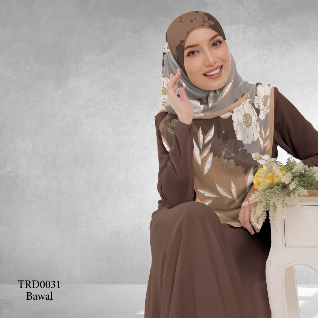 Tudung Bawal (Square Hijab) in TRD0031