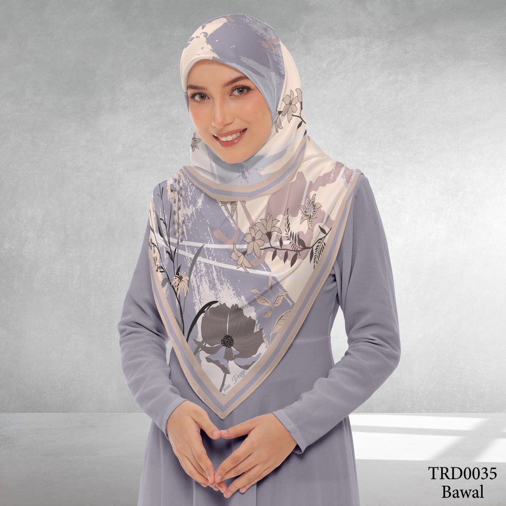 Tudung Bawal (Square Hijab) in TRD0035