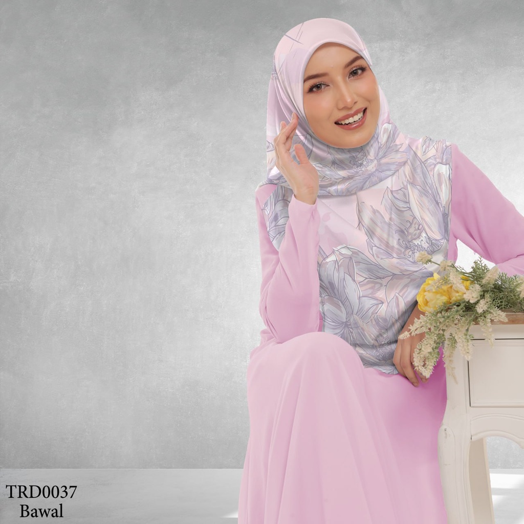 Tudung Bawal (Square Hijab) in TRD0037