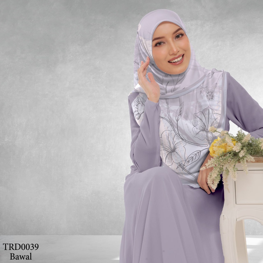 Tudung Bawal (Square Hijab) in TRD0039