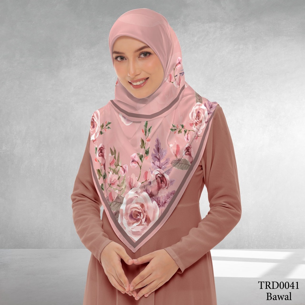 Tudung Bawal (Square Hijab) in TRD0041