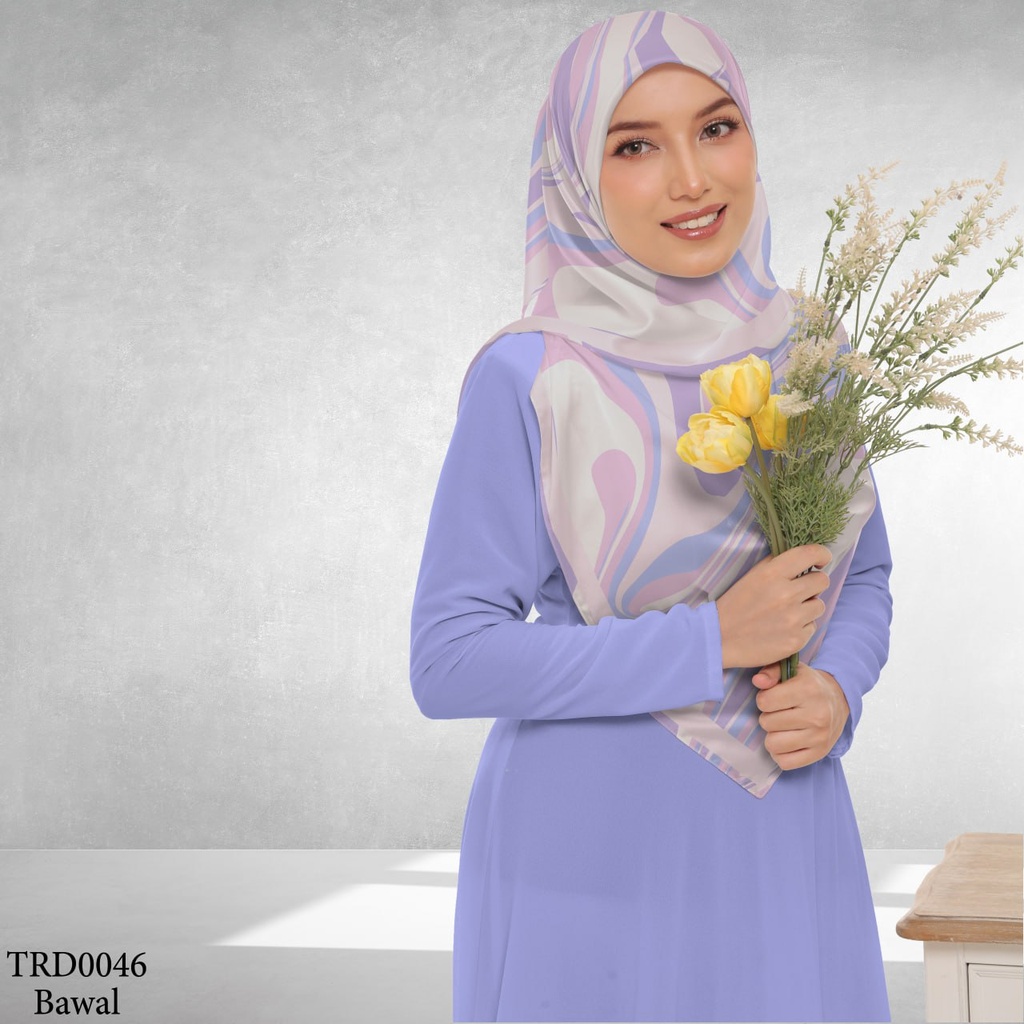 Tudung Bawal (Square Hijab) in TRD0046