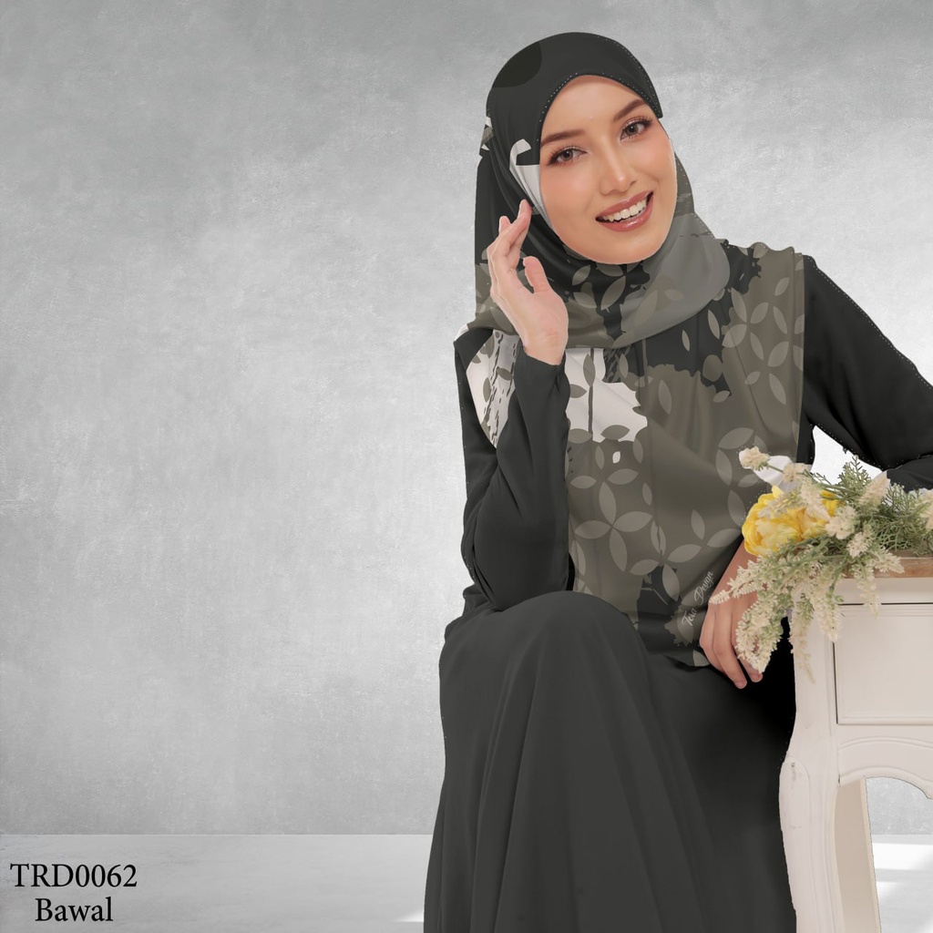 Tudung Bawal (Square Hijab) in TRD0062