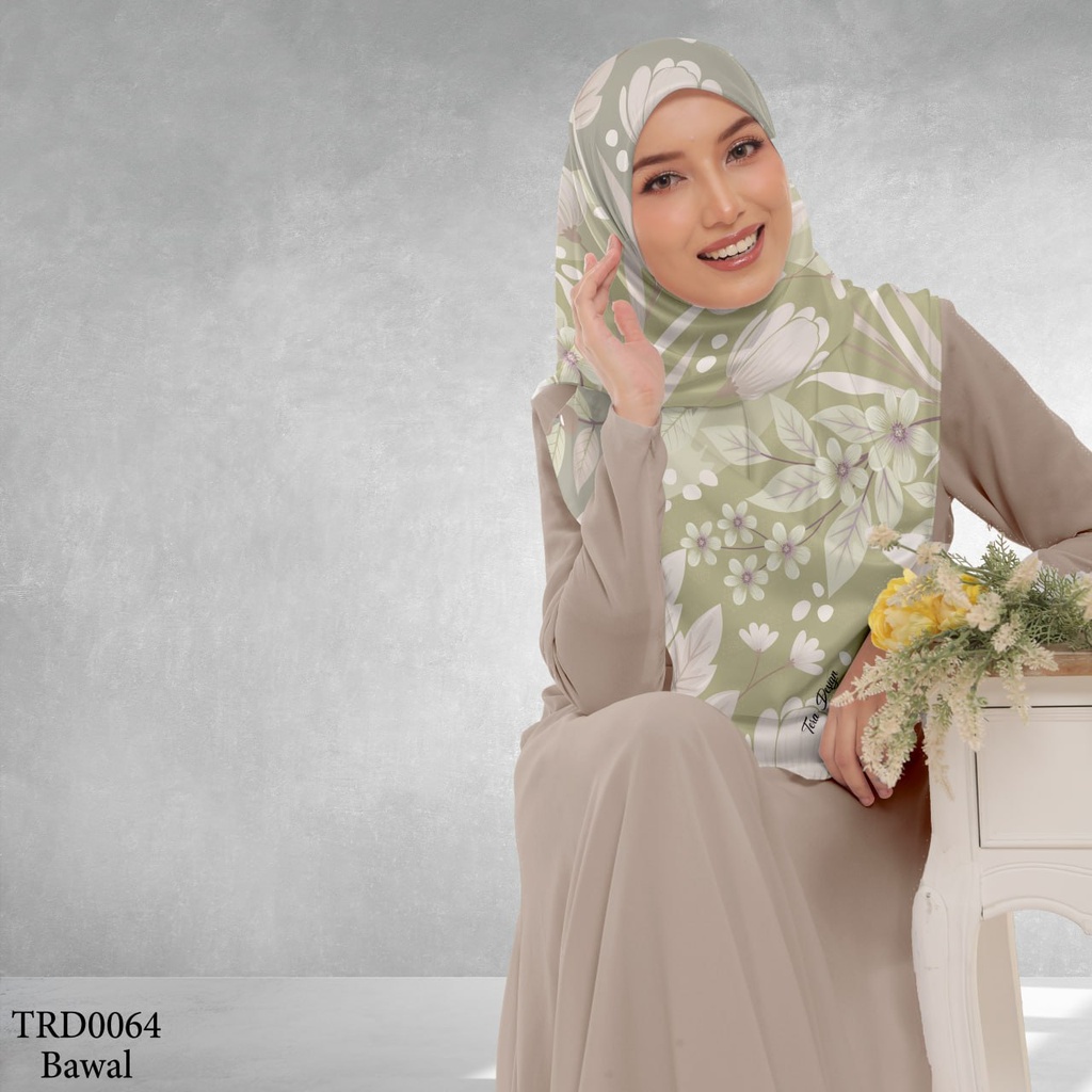 Tudung Bawal (Square Hijab) in TRD0064