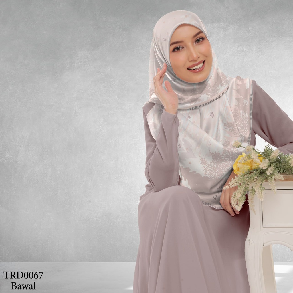 Tudung Bawal (Square Hijab) in TRD0067