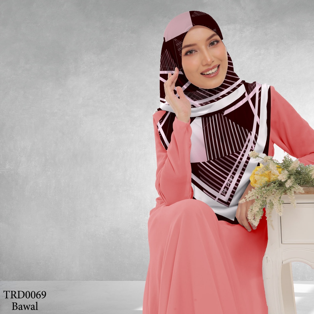 Tudung Bawal (Square Hijab) in TRD0069