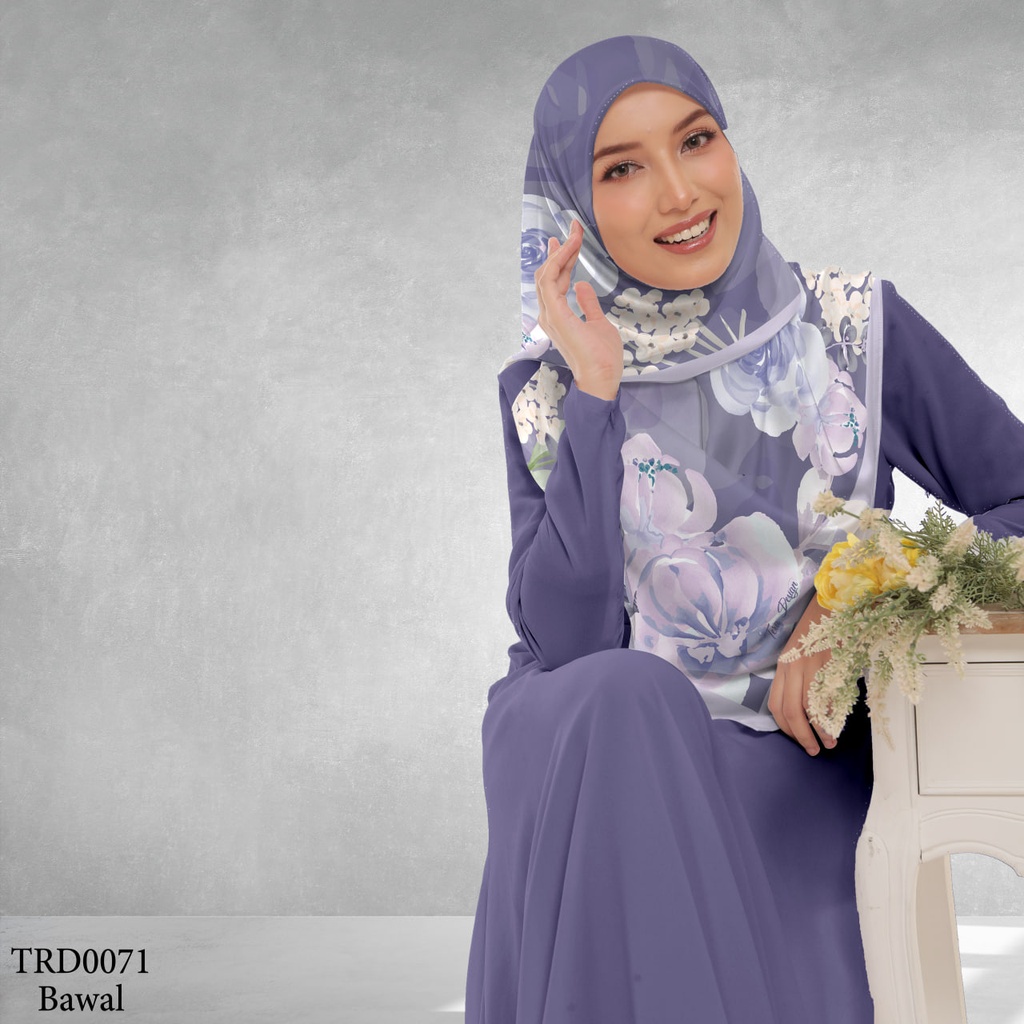 Tudung Bawal (Square Hijab) in TRD0071