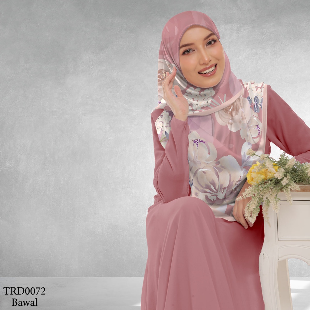 Tudung Bawal (Square Hijab) in TRD0072