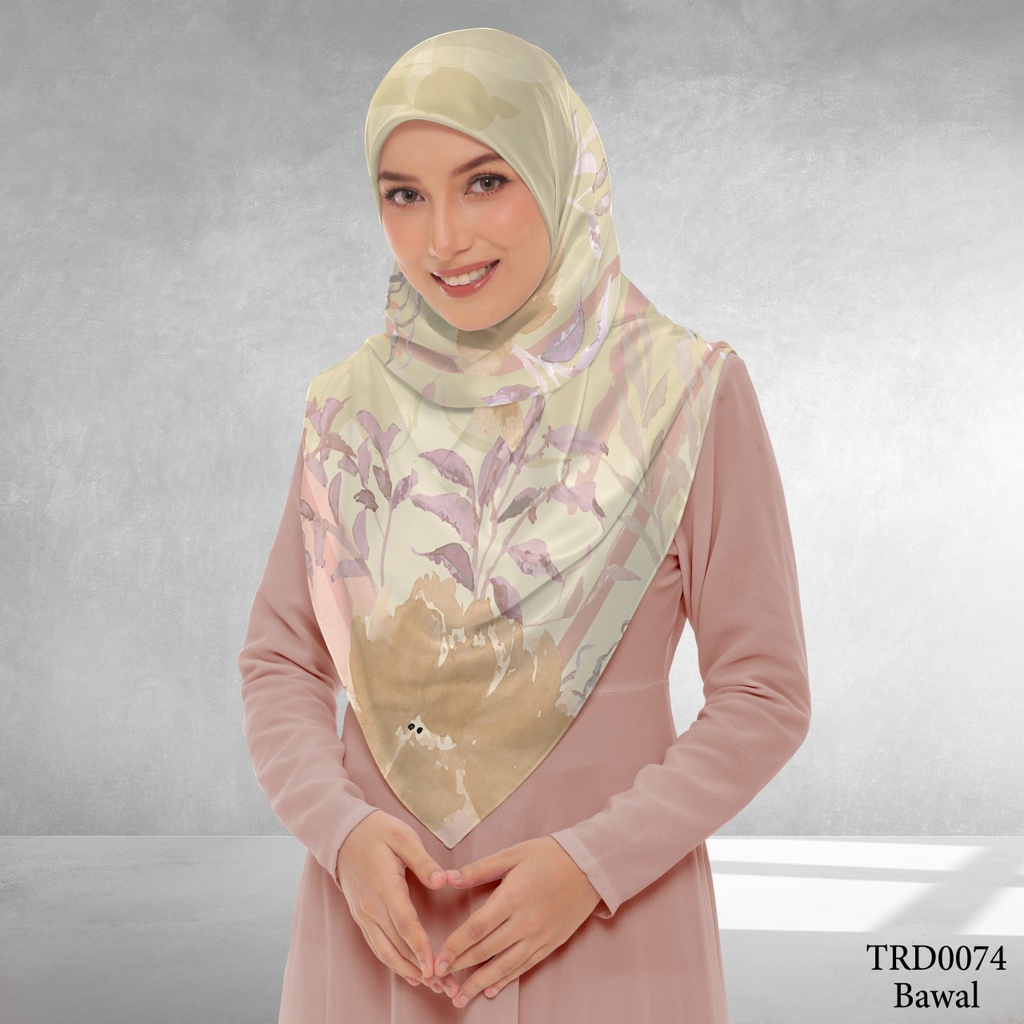 Tudung Bawal (Square Hijab) in TRD0074