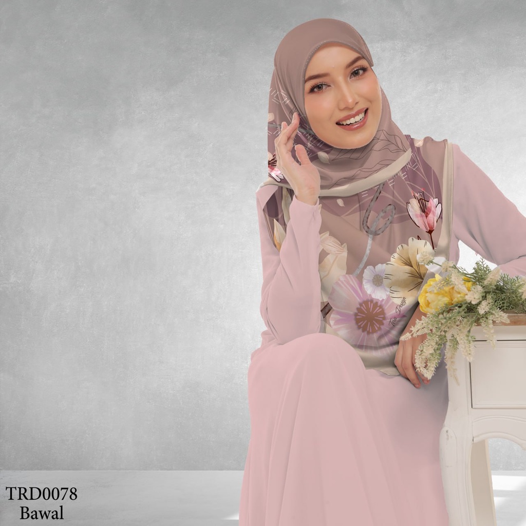 Tudung Bawal (Square Hijab) in TRD0078