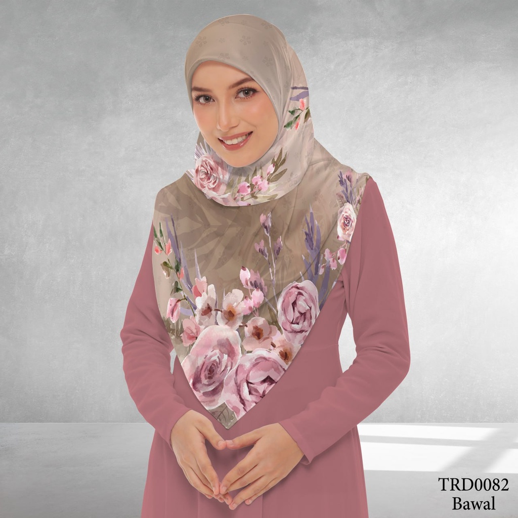 Tudung Bawal (Square Hijab) in TRD0082