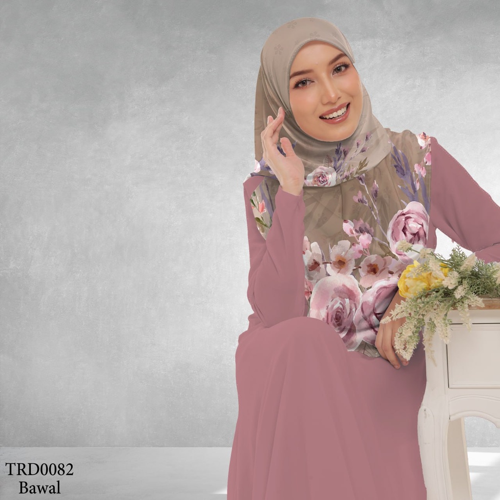 Tudung Bawal (Square Hijab) in TRD0082