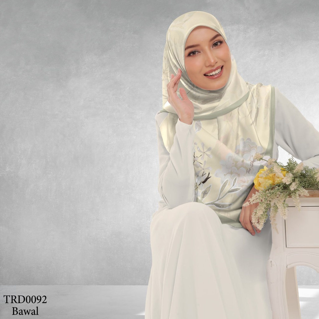 Tudung Bawal (Square Hijab) in TRD0092