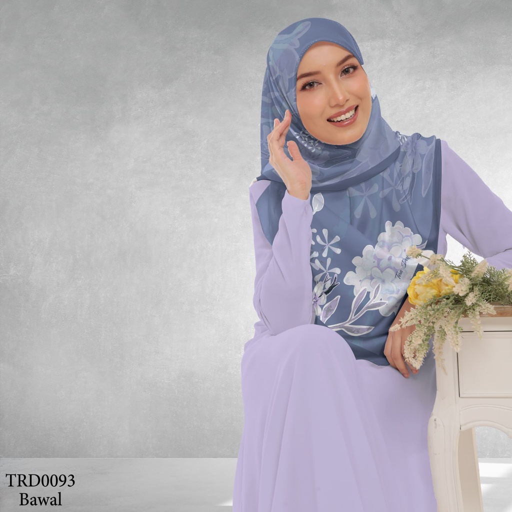 Tudung Bawal (Square Hijab) in TRD0093