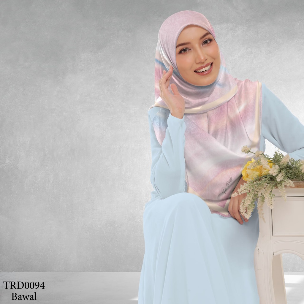 Tudung Bawal (Square Hijab) in TRD0094