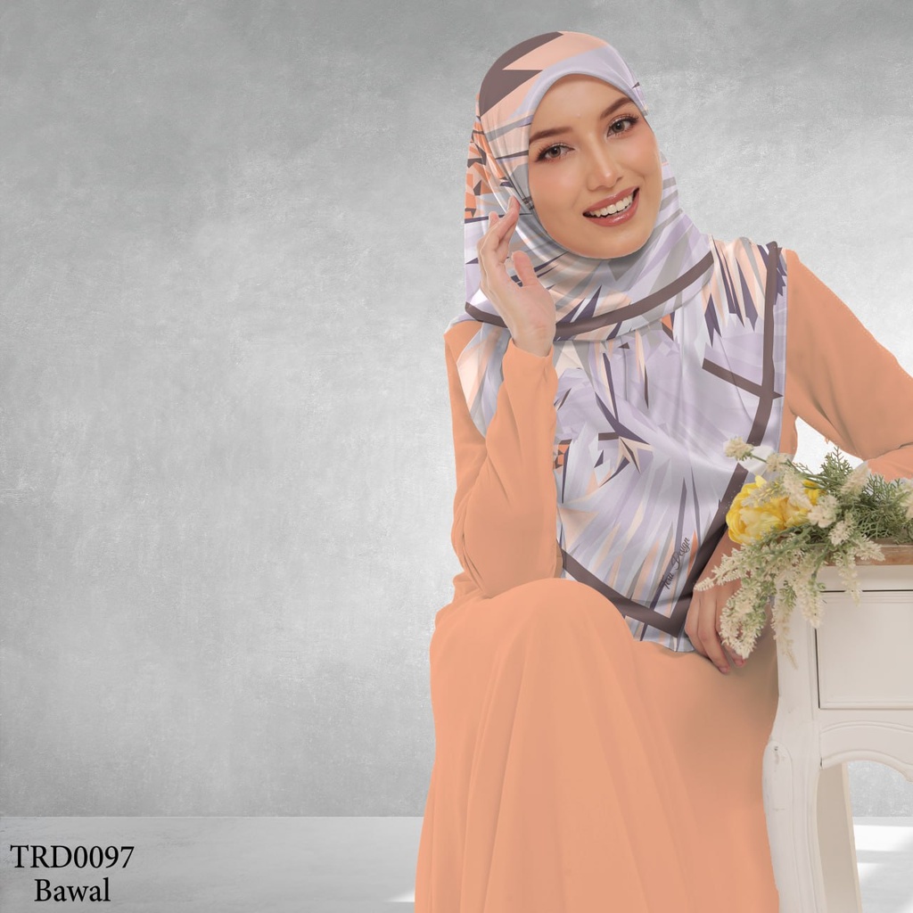 Tudung Bawal (Square Hijab) in TRD0097