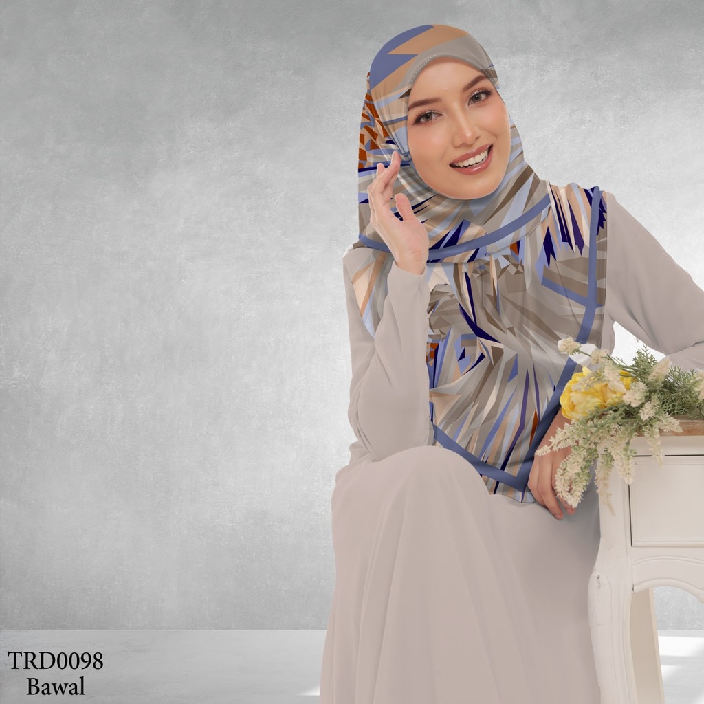 Tudung Bawal (Square Hijab) in TRD0098