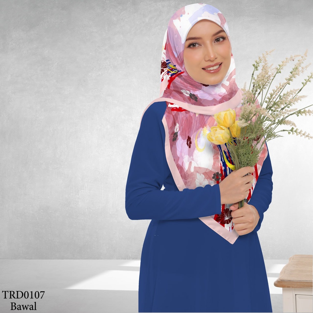 Tudung Bawal (Square Hijab) in TRD0107