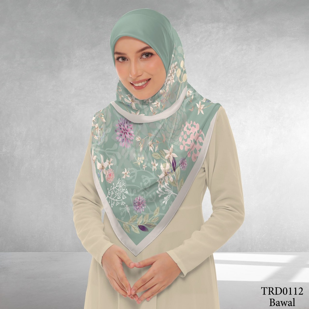 Tudung Bawal (Square Hijab) in TRD0112