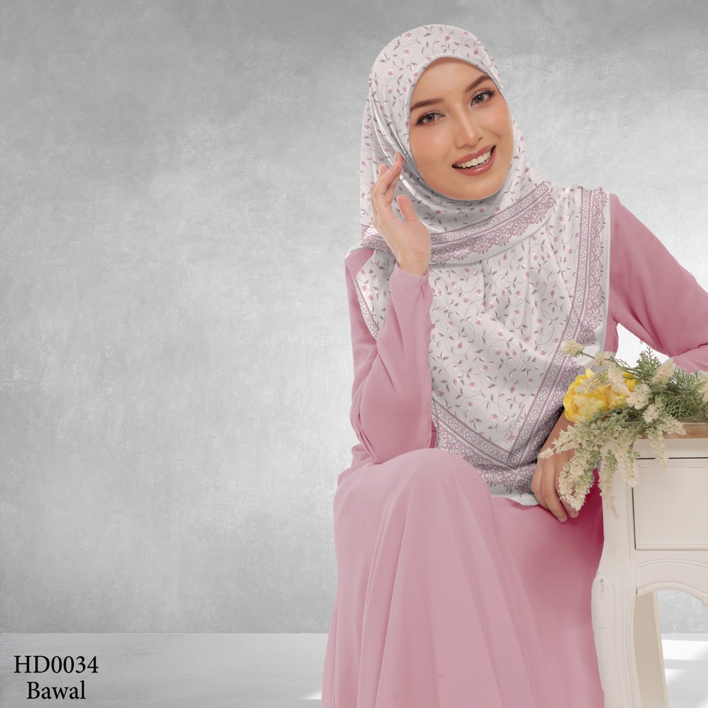 Tudung Bawal (Square Hijab) in HD0034