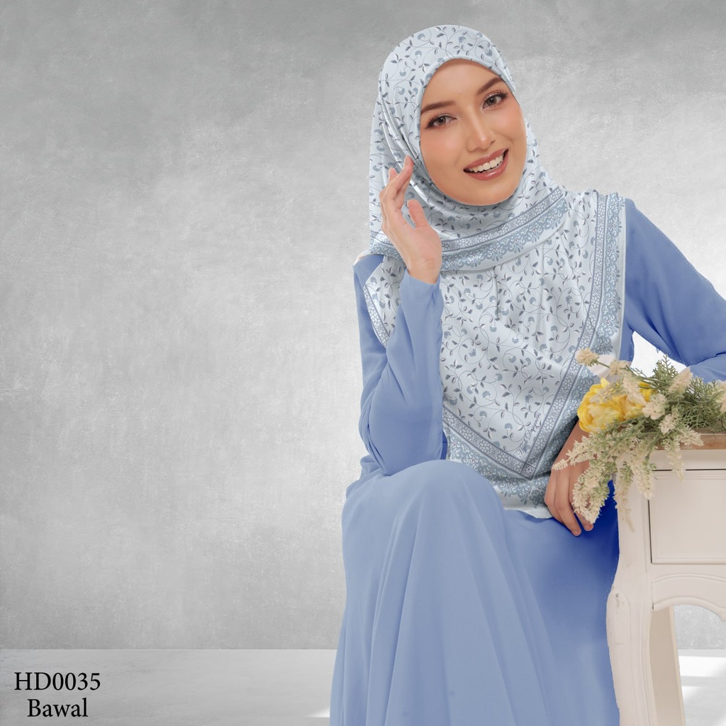 Tudung Bawal (Square Hijab) in HD0035