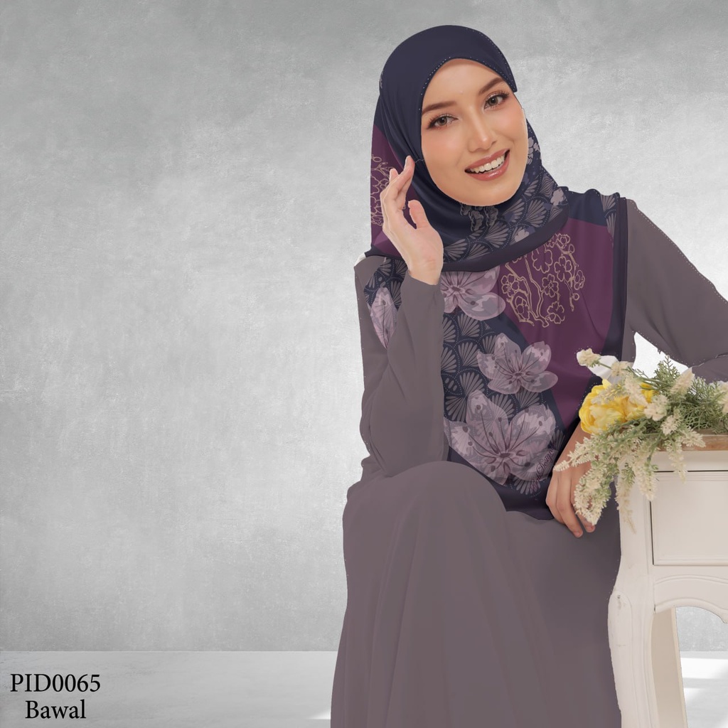 Tudung Bawal (Square Hijab) in PID0065