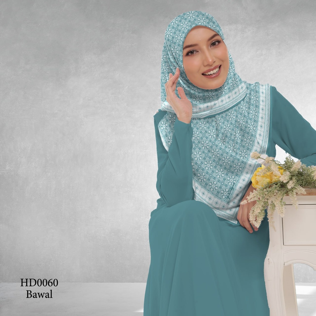 Tudung Bawal (Square Hijab) in HD0060