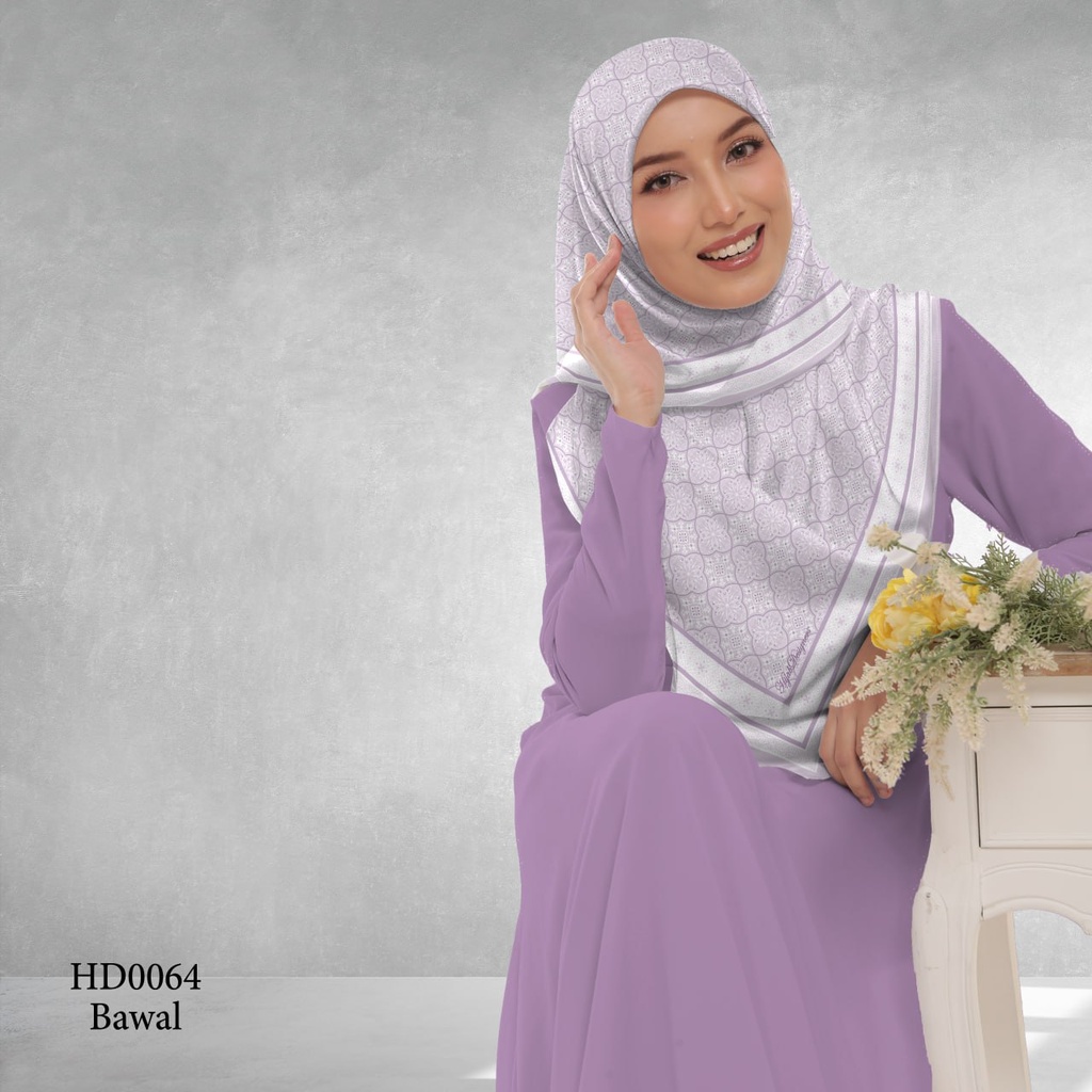 Tudung Bawal (Square Hijab) in HD0064