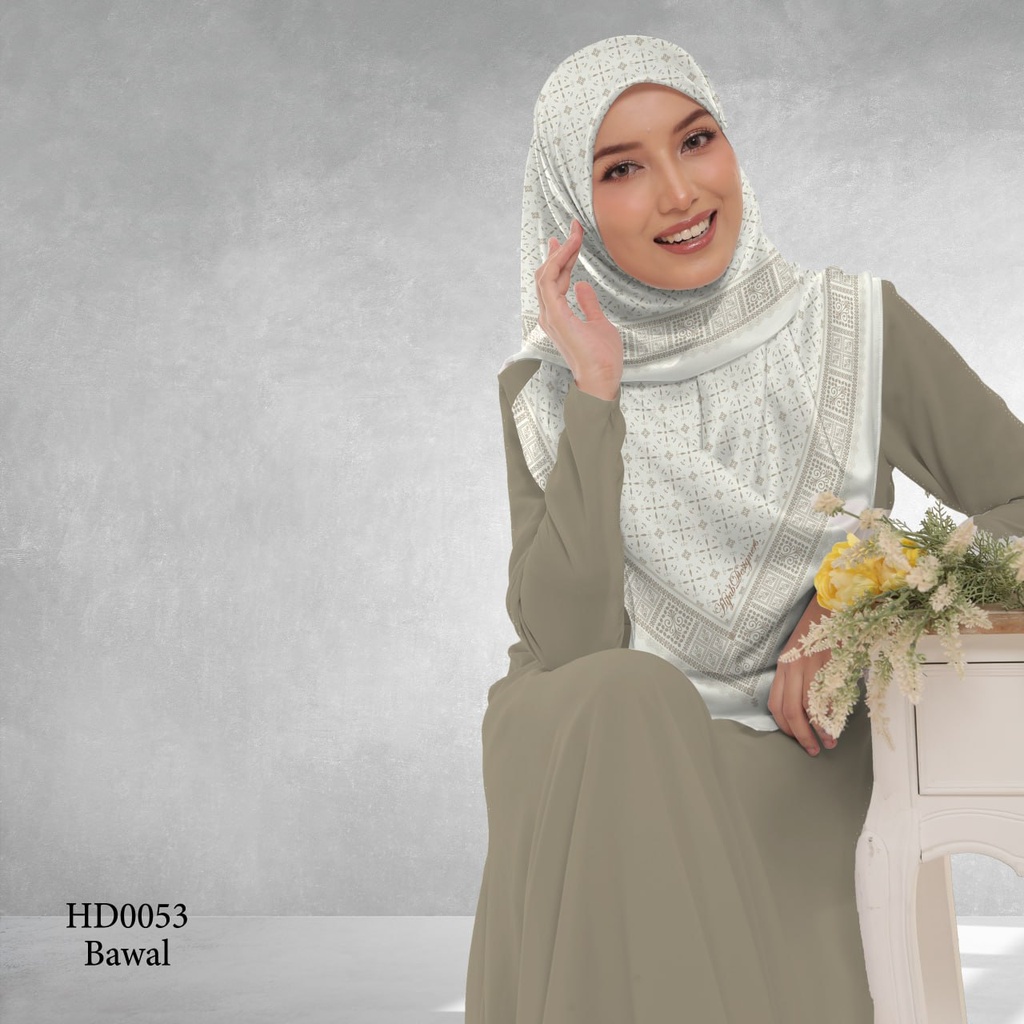 Tudung Bawal (Square Hijab) in HD0053