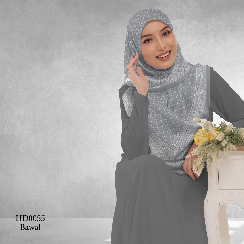 Tudung Bawal (Square Hijab) in HD0055