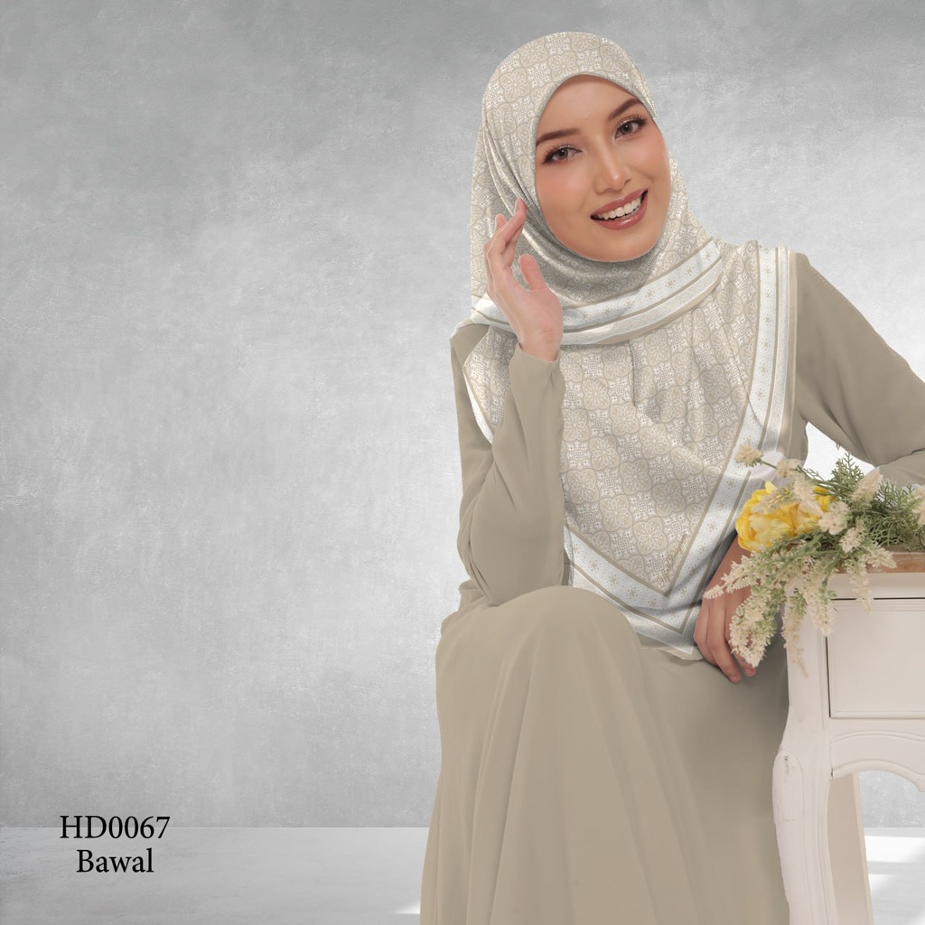 Tudung Bawal (Square Hijab) in HD0067