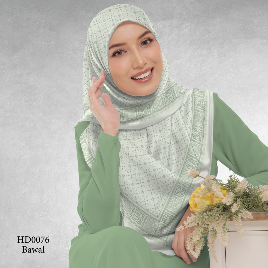 Tudung Bawal (Square Hijab) in HD0076