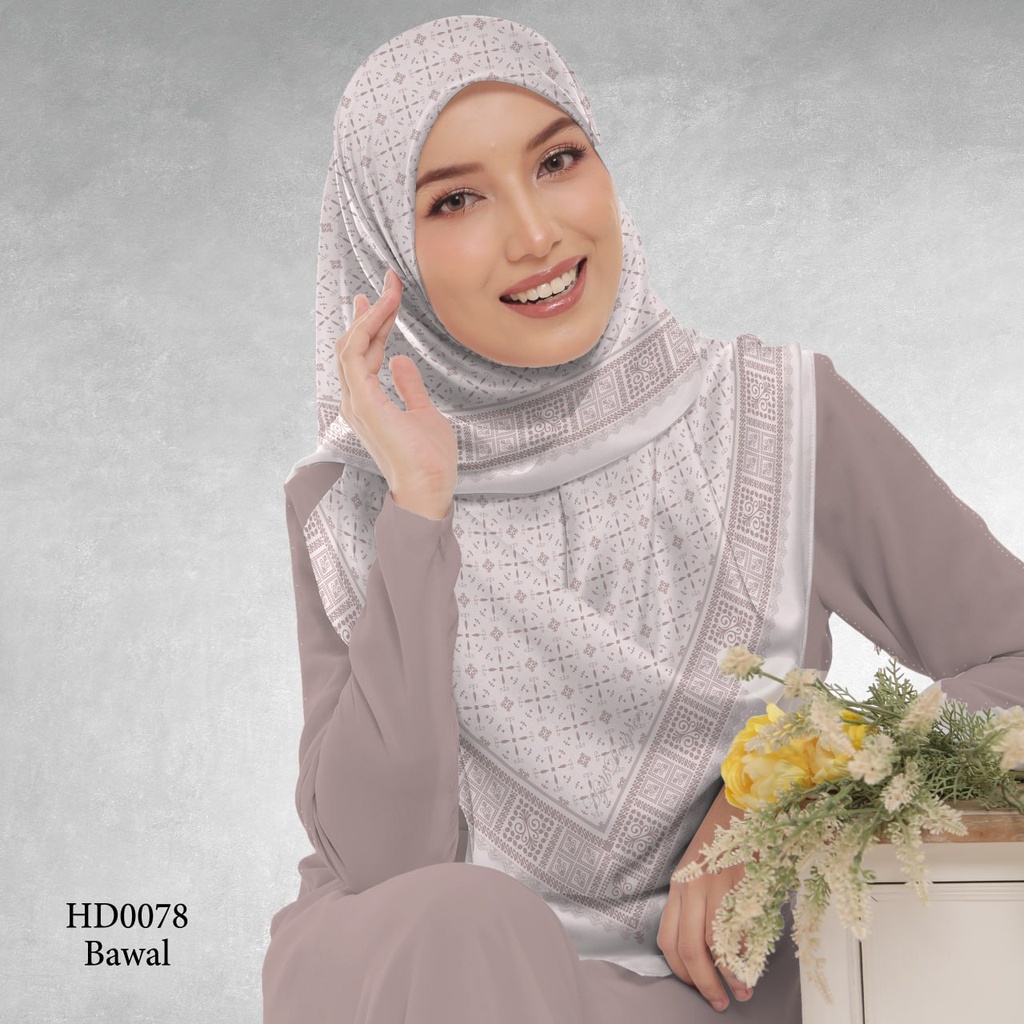 Tudung Bawal (Square Hijab) in HD0078