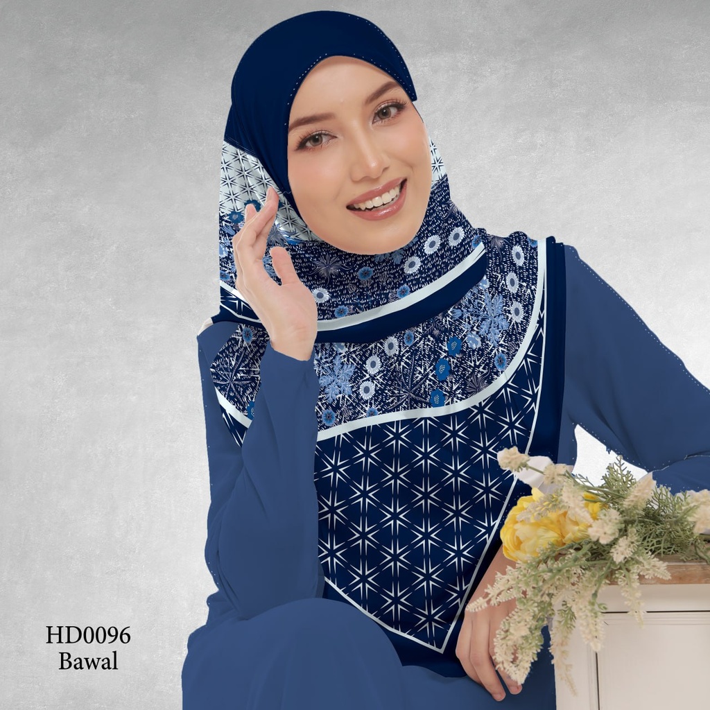 Tudung Bawal (Square Hijab) in HD0096