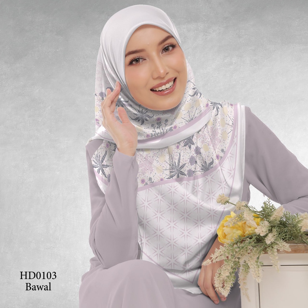 Tudung Bawal (Square Hijab) in HD0103