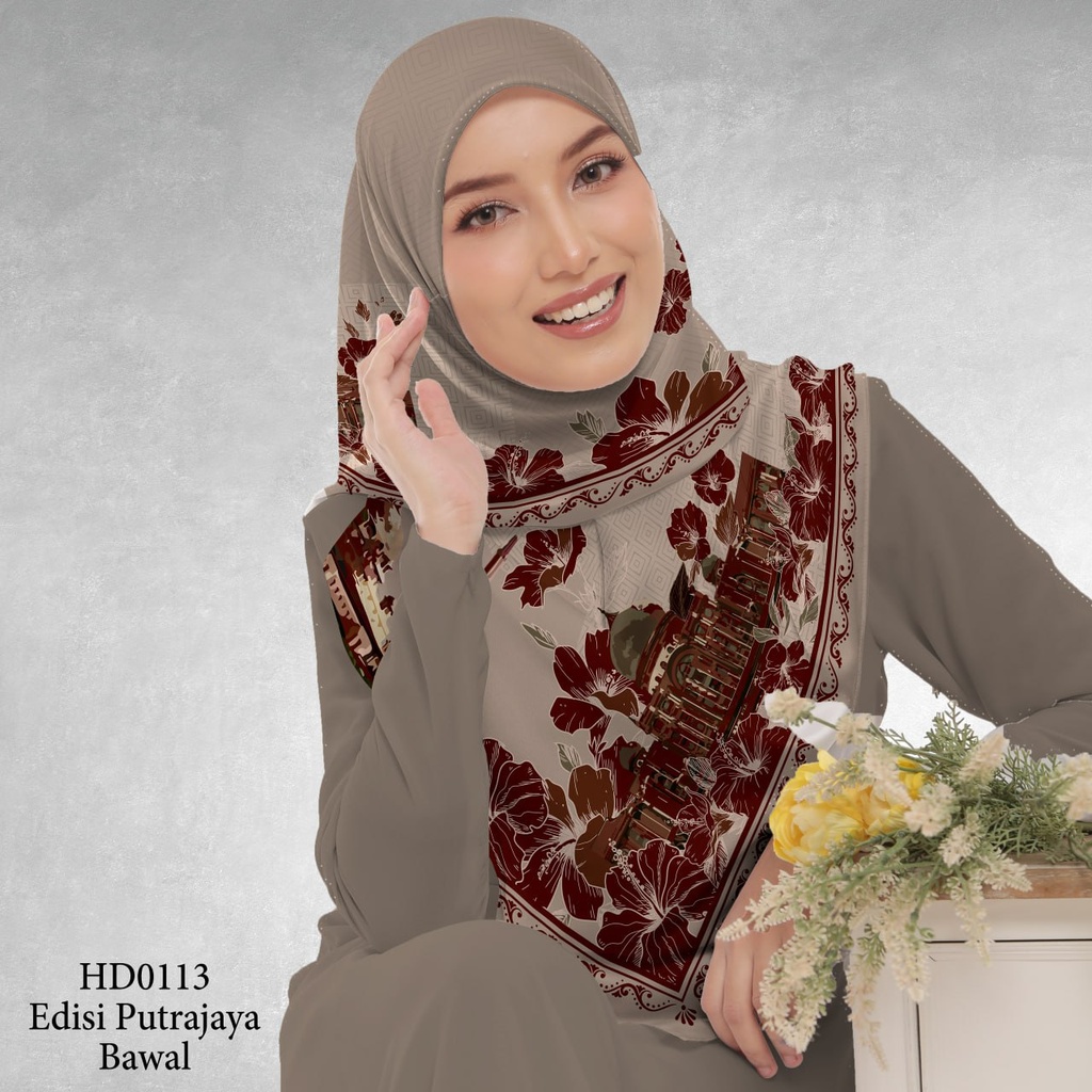 Tudung Bawal (Square Hijab) in HD0113