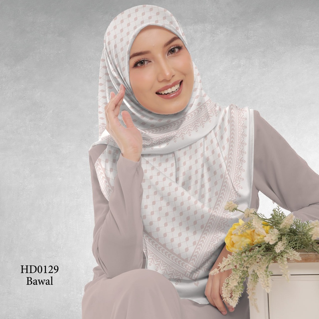 Tudung Bawal (Square Hijab) in HD0129