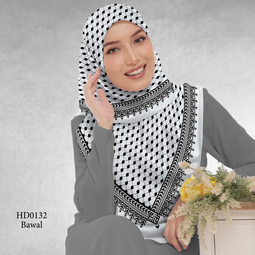 Tudung Bawal (Square Hijab) in HD0132