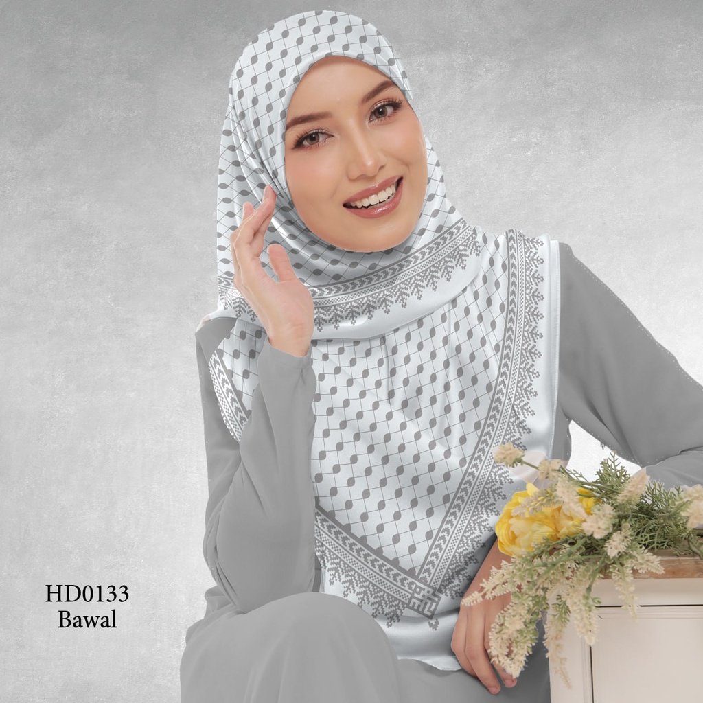 Tudung Bawal (Square Hijab) in HD0133